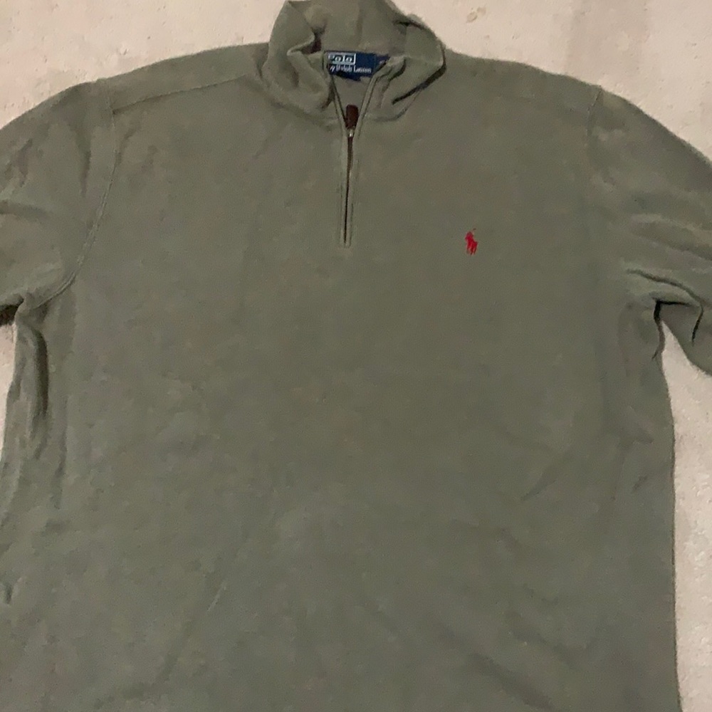 Men’s XL Polo 1/4 zip sweater. 100% cotton great sweater.